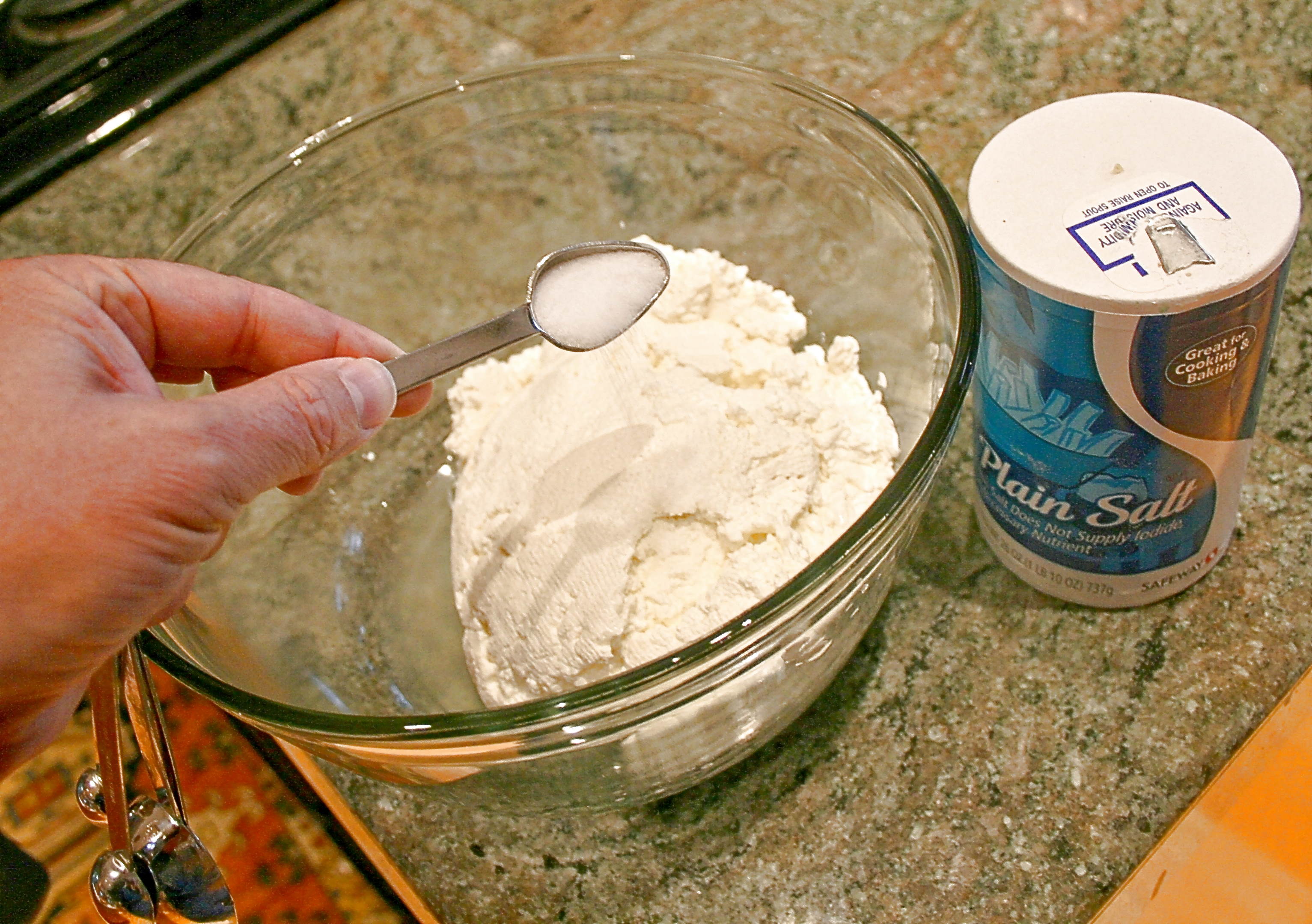 salting_the_cheese_4.jpg